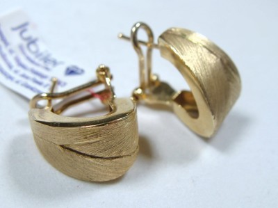 Złote kolczyki NON0262 2