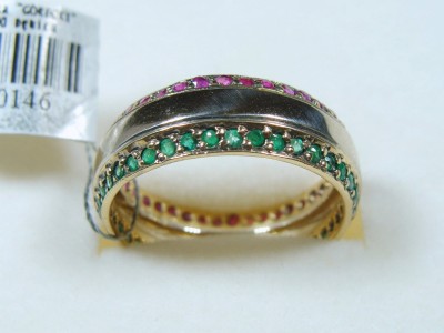 Złoty pierścionek z rubinami i szmaragdami GÓR0335 3