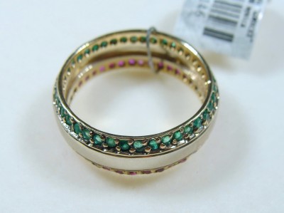 Złoty pierścionek z rubinami i szmaragdami GÓR0335 1