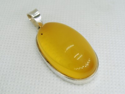 Srebrna zawieszka z bursztynem AMB0048 1