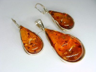 Srebrny komplet z bursztynem AMB0081 1