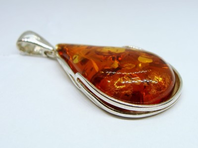 Srebrny komplet z bursztynem AMB0081 2