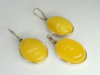 Srebrny komplet z bursztynem AMB0082 1